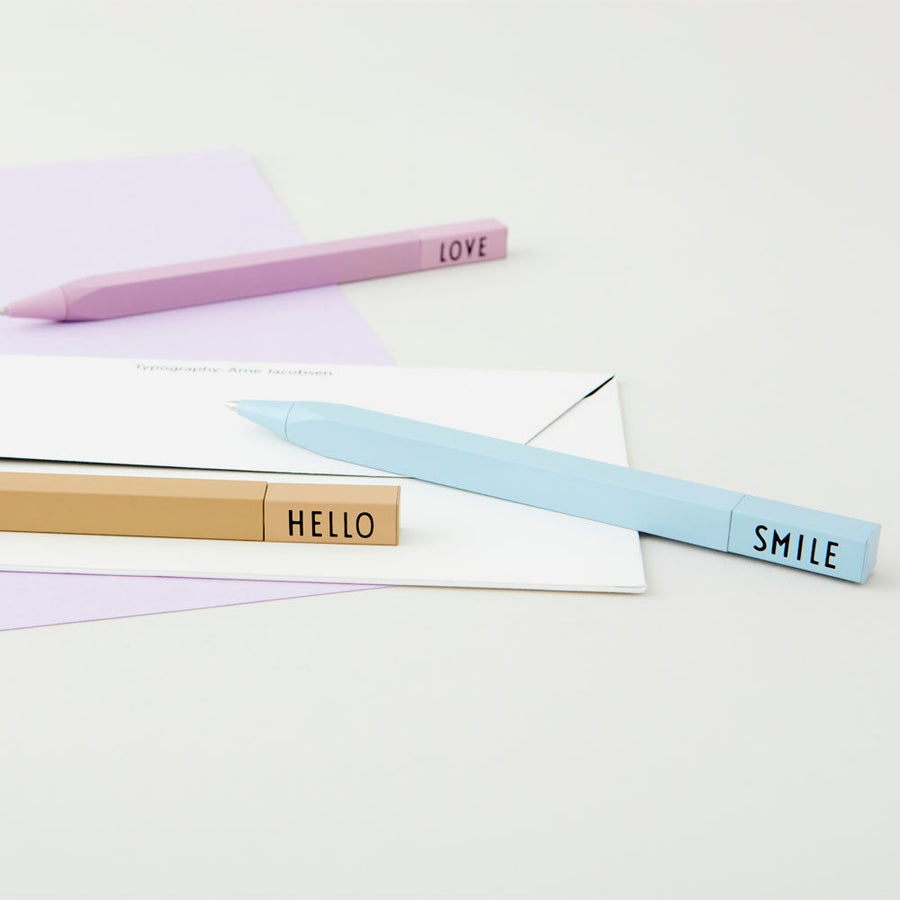 Design Letters Pen, love, smile und hello