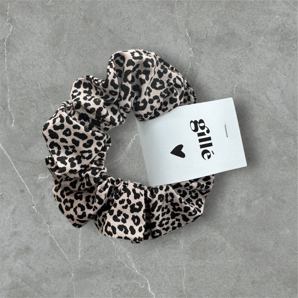 Rose X Leo Scrunchie