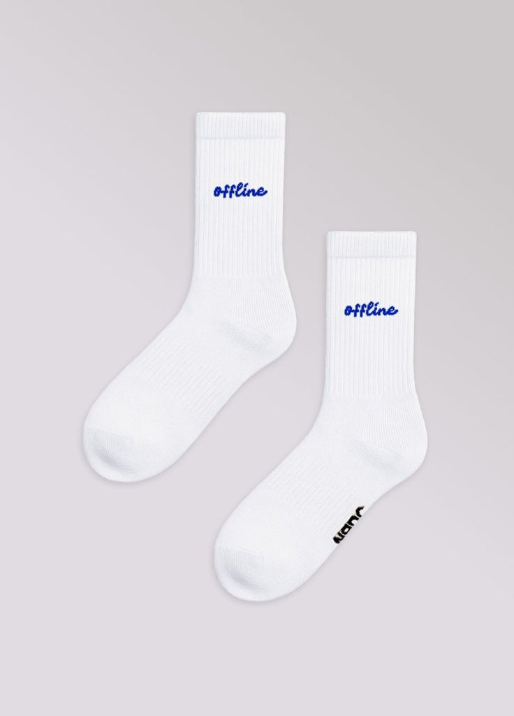 Offline X White Socks, Freisteller