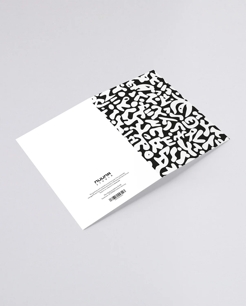 Da Da Da X Grußkarte mit schwarzem Umschlag, aufgeklappt, Rückseite weiß mit schwarzer Schrift