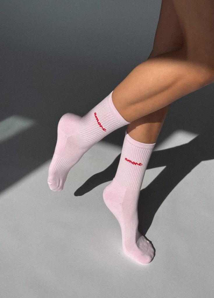 Amore, XOXO, Spicy X 3er Set Socks, Amore Socken getragen von einem Model