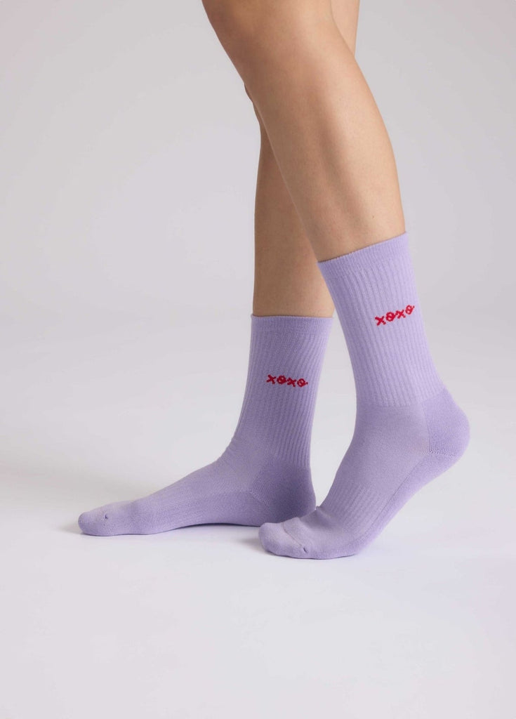 Amore, XOXO, Spicy X 3er Set Socks
XOXO Socken getragen von einem Model