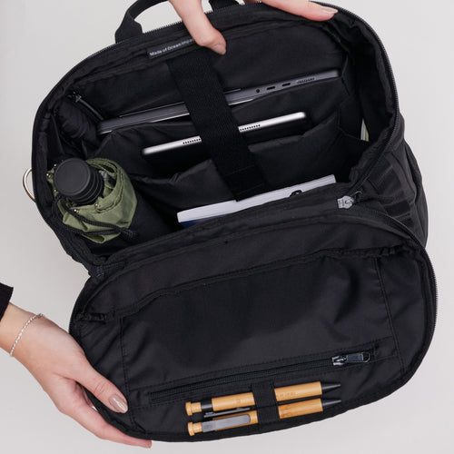 Black X Pro Pack, Blick in den Rucksack