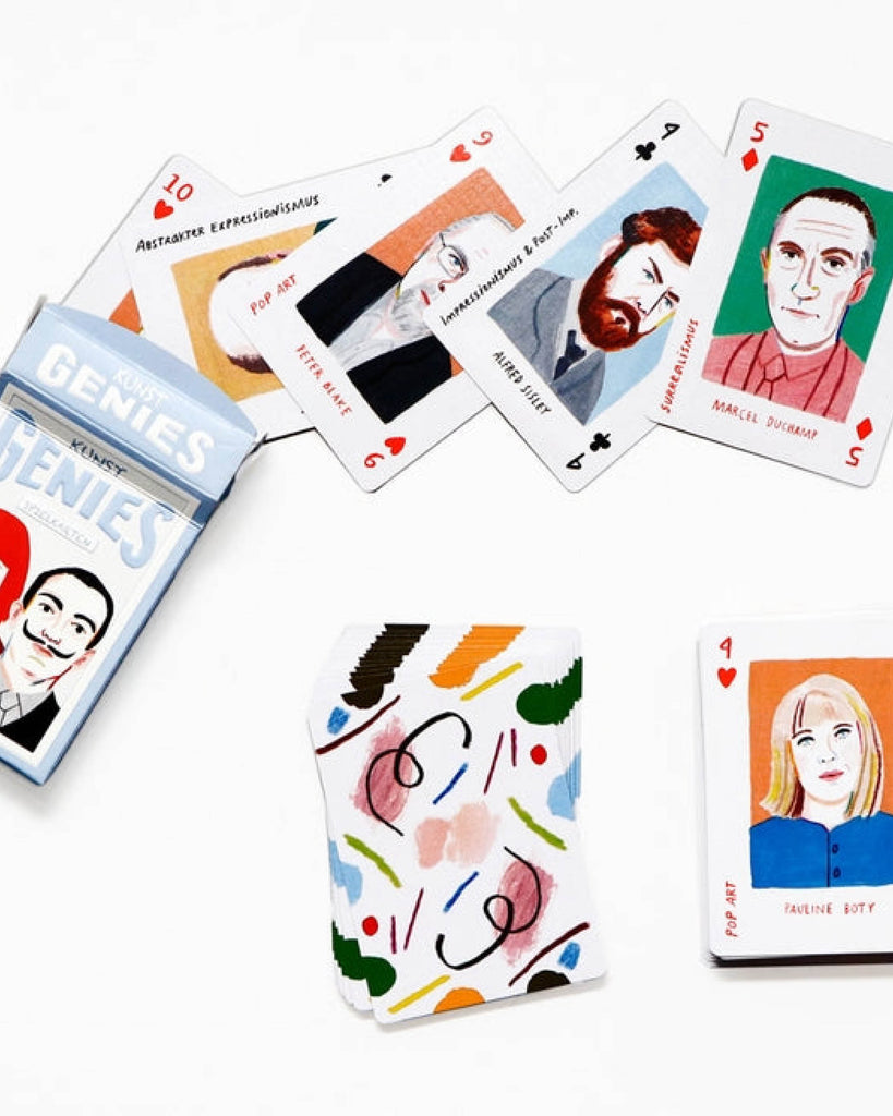 Kunst-Genies, Blick ins Spiel, ein Stapel Karten und 6 Karten